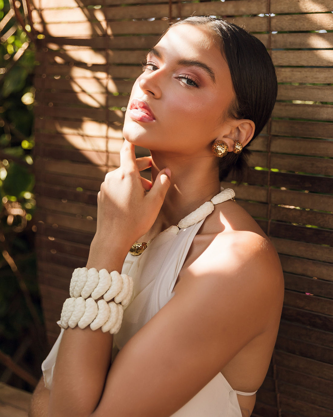 BRACELETE MARÉ ESCAMAS RESINA OFF-WHITE