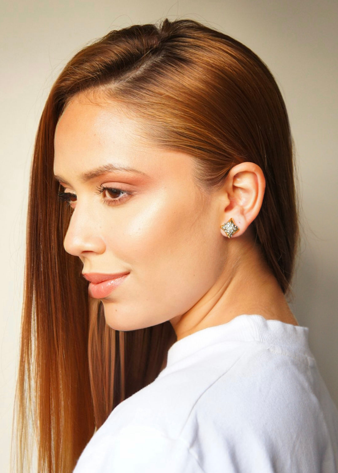 BRINCO CLÁSSICO QUADRADO P OURO VINTAGE