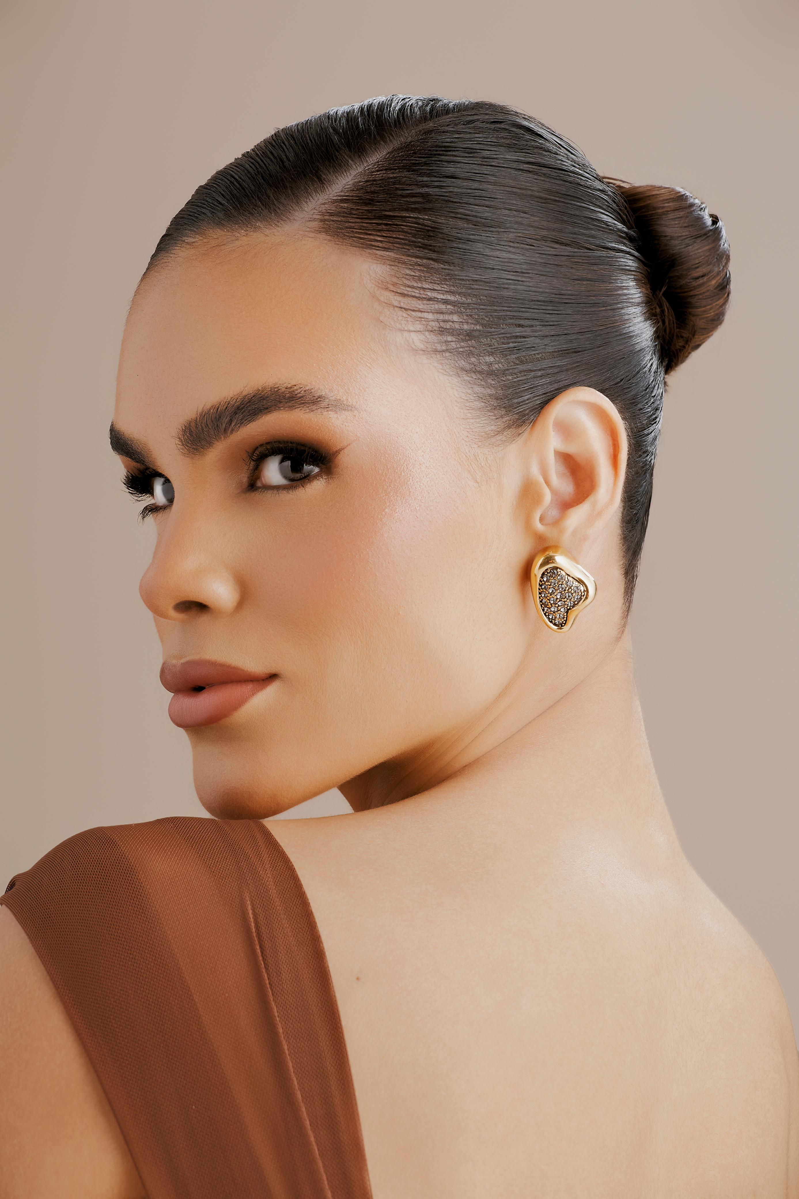 BRINCO CLÁSSICO ANA M CRAVEJADO OURO