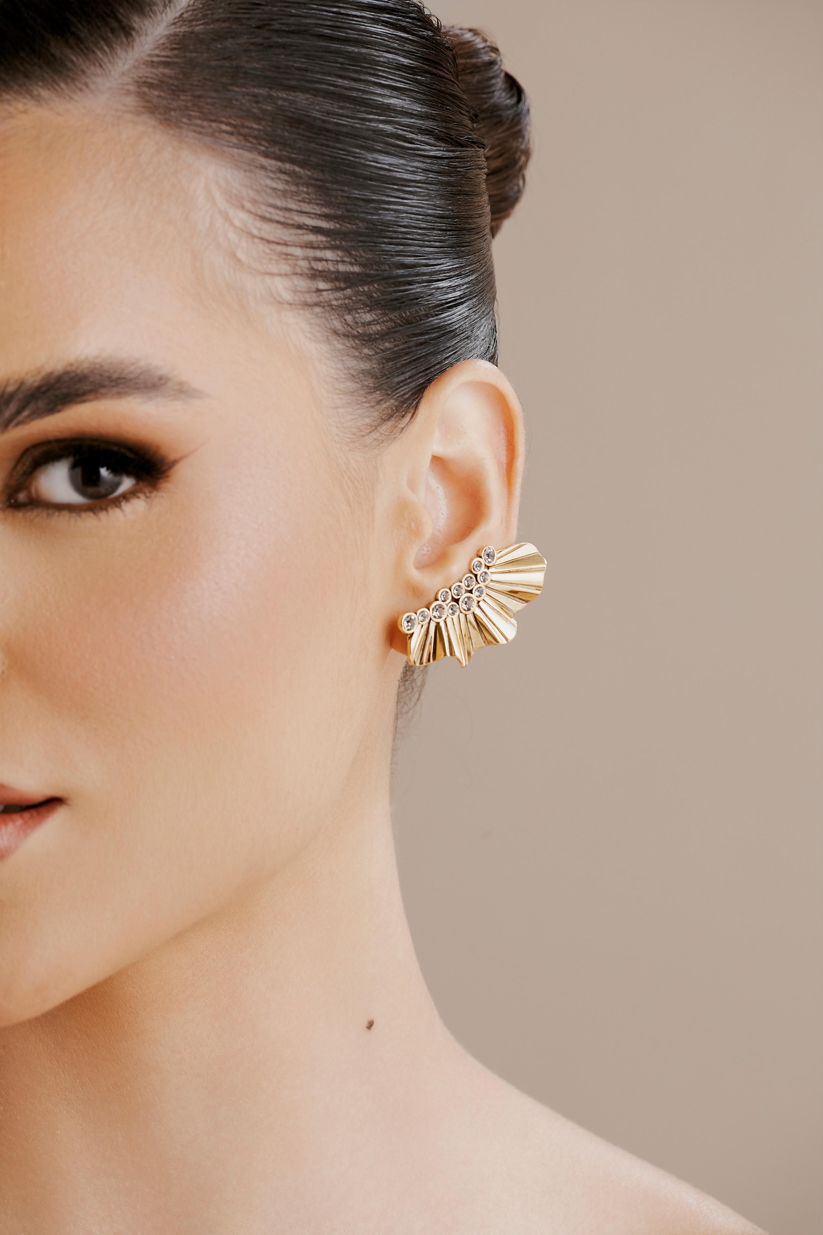 BRINCO TEMPO II EARCUFF OURO