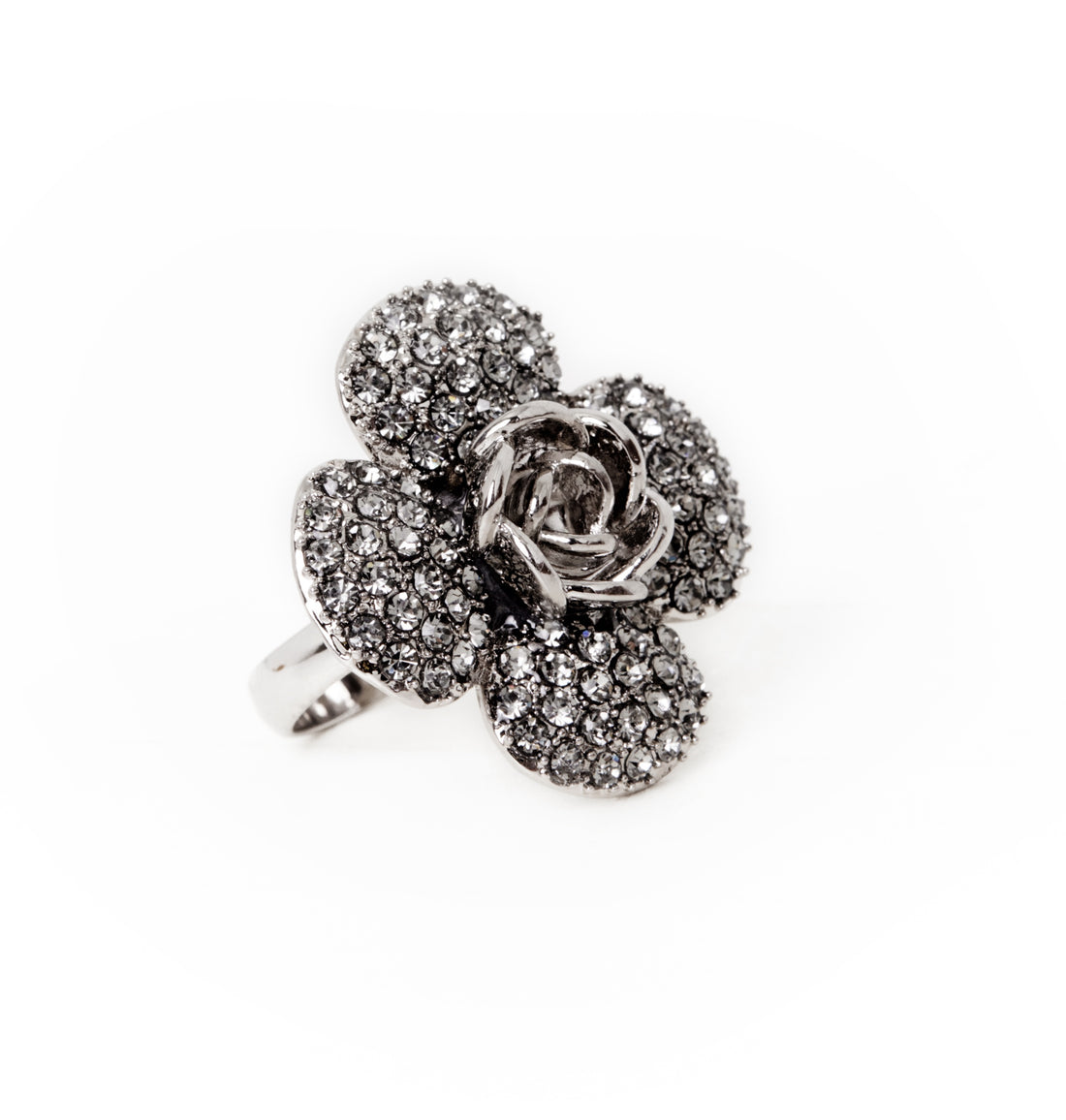 ANEL CAMÉLIA CRAVEJADA PRATA