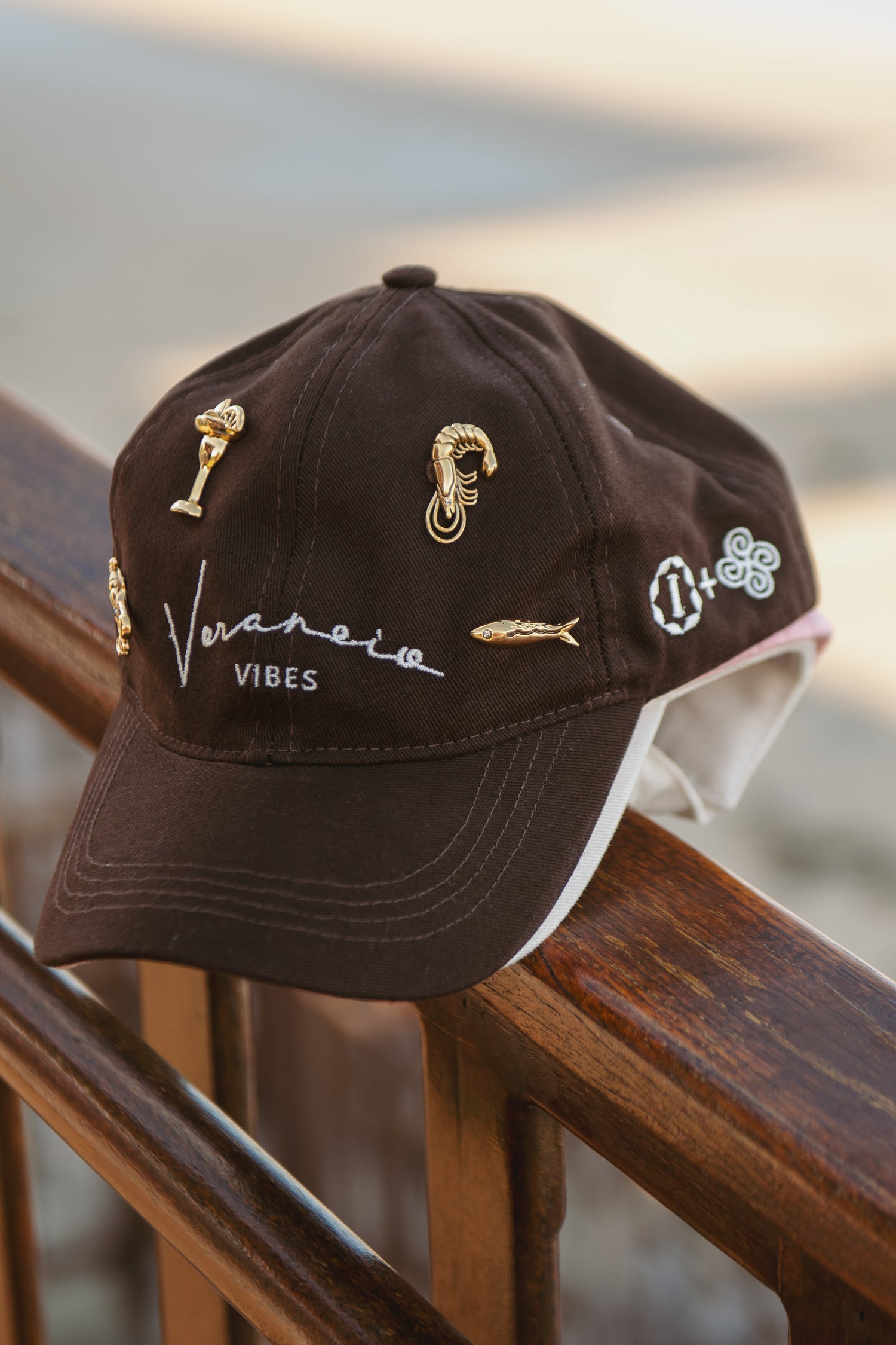 BONÉ GINGA DO MAR MORENA CANELA + IZE MARROM