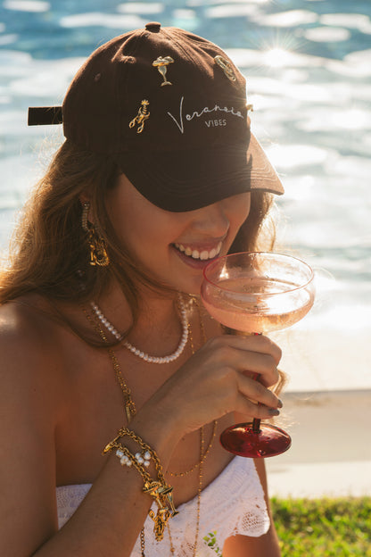 BONÉ GINGA DO MAR MORENA CANELA + IZE MARROM