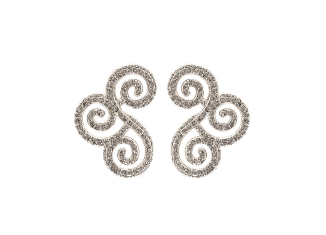 BRINCO IDENTIDADE LATERAL CRAVEJADO PRATA